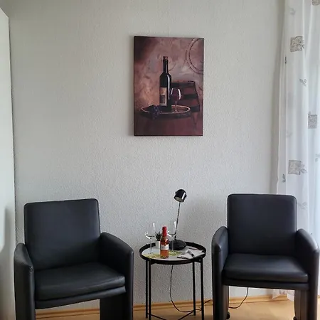 Ihr Bett Mit Blick Auf Die Weinberge Bad Duerkheim Exterior photo