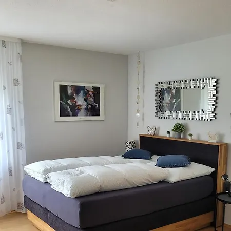 Ihr Bett Mit Blick Auf Die Weinberge Bad Duerkheim Exterior photo