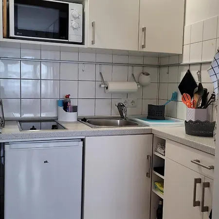 Ihr Bett Mit Blick Auf Die Weinberge Bad Duerkheim Exterior photo